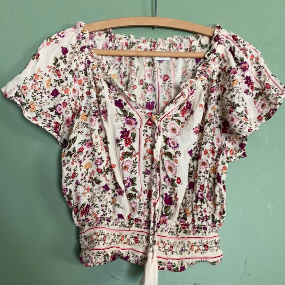 Patrons of peace . Top